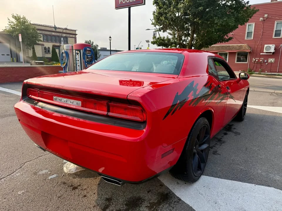 2014 Dodge Challenger 3rd Gen - Image 14 of 19