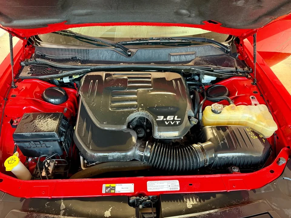 2014 Dodge Challenger 3rd Gen - Image 6 of 19