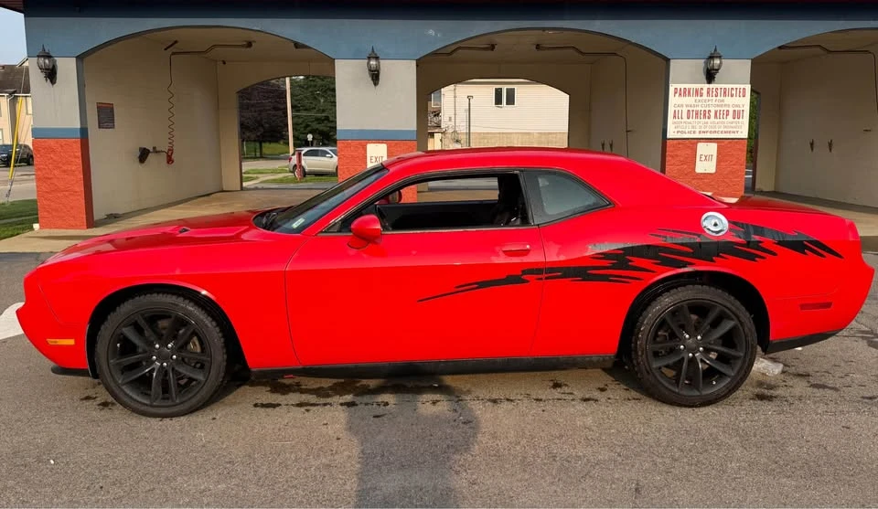 2014 Dodge Challenger 3rd Gen - Image 10 of 19