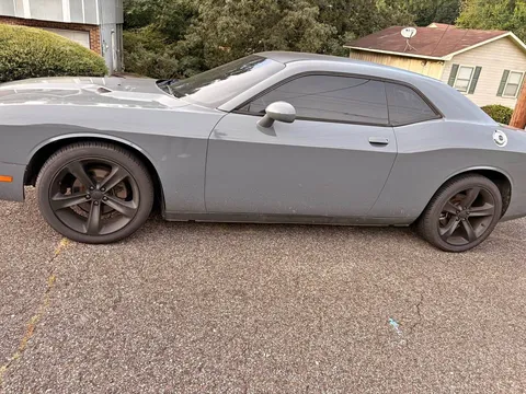 2014 Dodge Challenger SXT Plus Coupe 2D