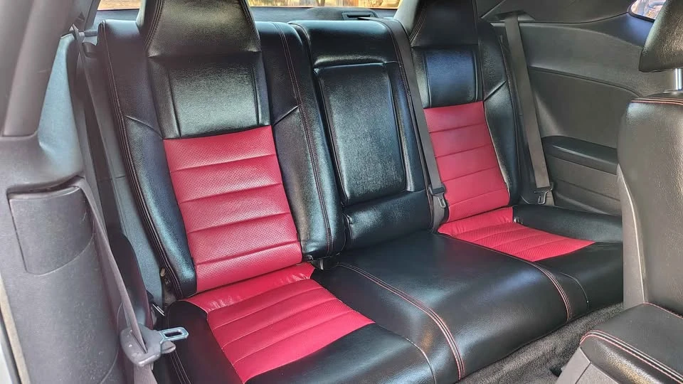 2014 Dodge Challenger 3rd Gen - Image 16 of 17