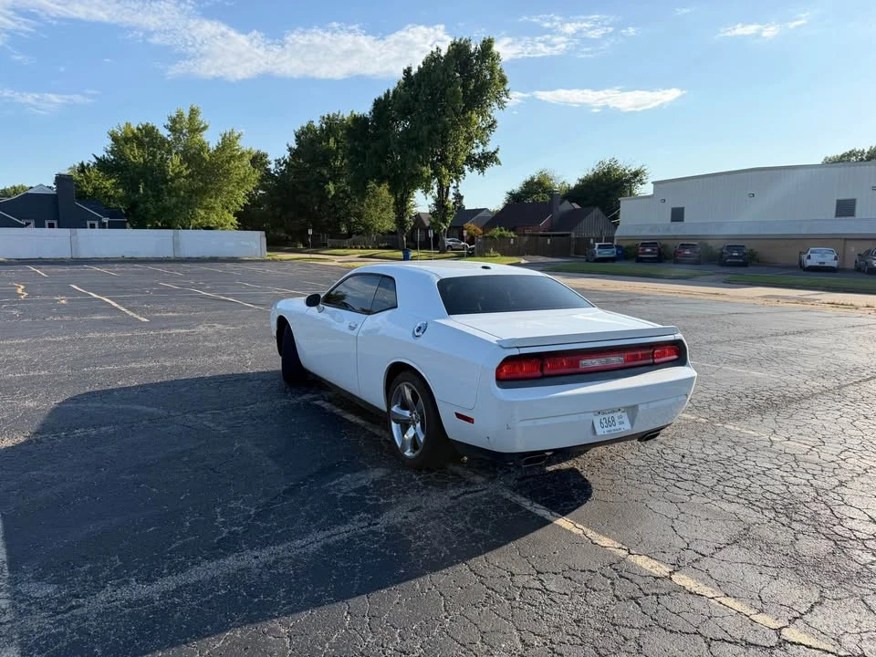 2014 Dodge Challenger 3rd Gen - Image 3 of 10