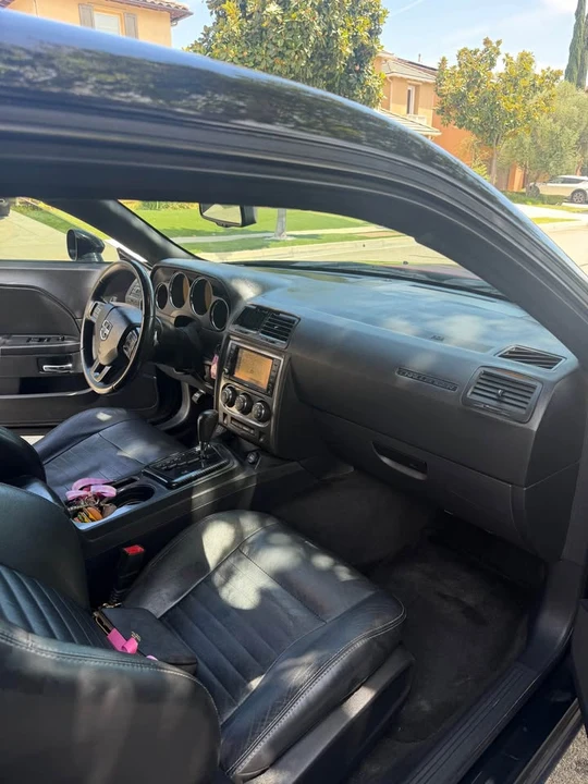 2014 Dodge Challenger 3rd Gen - Image 5 of 8