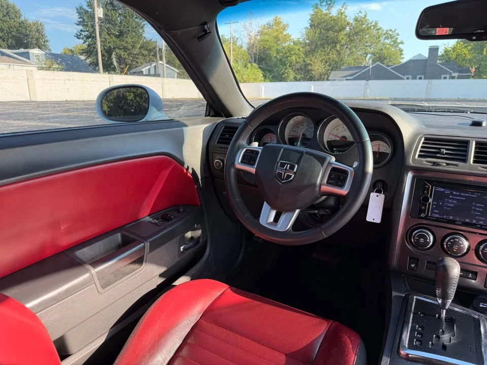 2014 Dodge Challenger 3rd Gen - Image 7 of 10