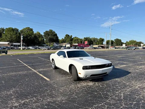 2014 Dodge Challenger SXT Plus Coupe 2D
