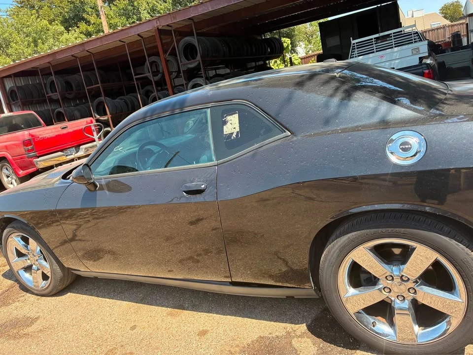2014 Dodge Challenger 3rd Gen - Image 3 of 3