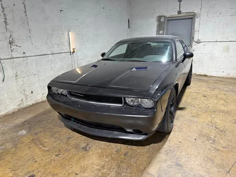 2014 Dodge Challenger SXT Plus