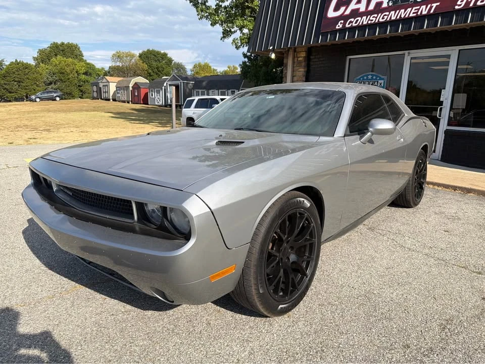2014 Dodge Challenger 3rd Gen - Image 2 of 8