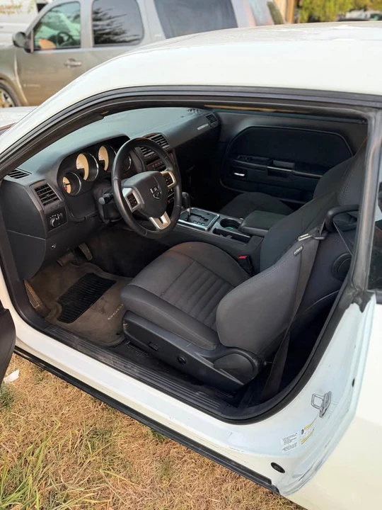 2014 Dodge Challenger 3rd Gen - Image 9 of 13