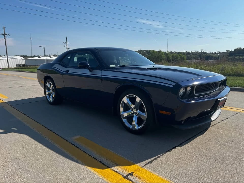 2014 Dodge Challenger 3rd Gen - Image 3 of 11
