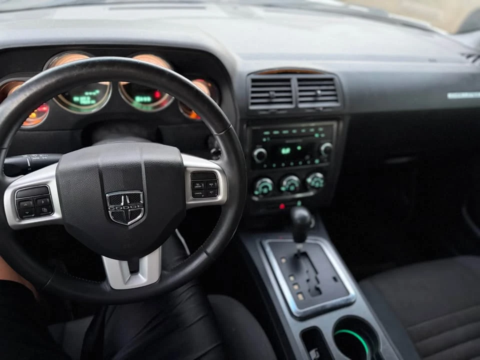 2014 Dodge Challenger 3rd Gen - Image 12 of 13