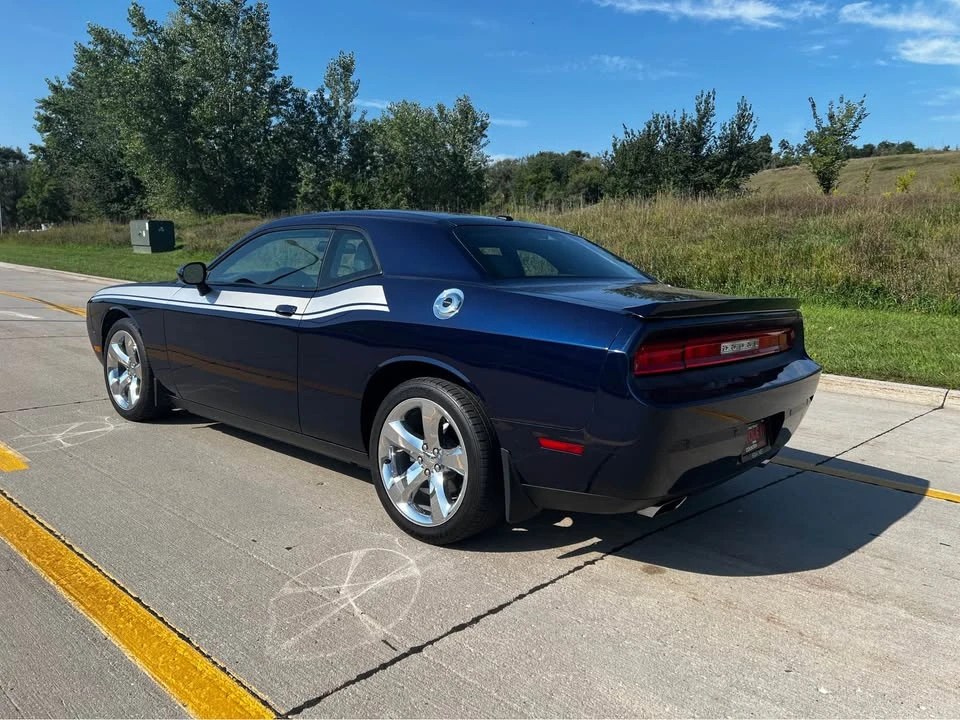 2014 Dodge Challenger 3rd Gen - Image 7 of 11