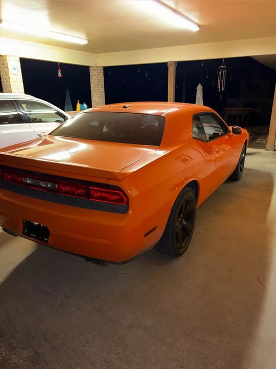 2014 Dodge Challenger 3rd Gen - Image 5 of 12