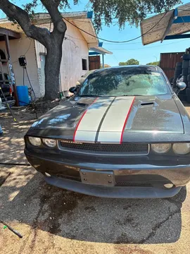 2014 Dodge Challenger SXT Plus Coupe 2D