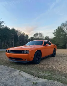 2014 Dodge Challenger SXT Plus Coupe 2D