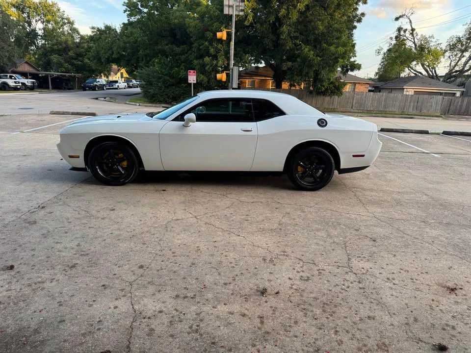 2014 Dodge Challenger 3rd Gen - Image 2 of 14