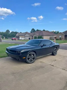 2014 Dodge Challenger SXT Plus