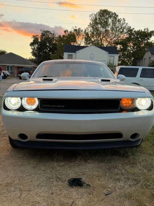 2014 Dodge Challenger 3rd Gen - Image 5 of 13