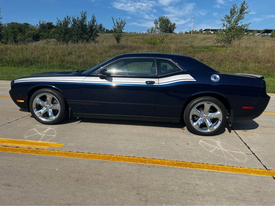 2014 Dodge Challenger 3rd Gen - Image 8 of 11