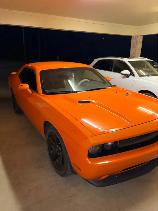 2014 Dodge Challenger 3rd Gen - Image 2 of 12