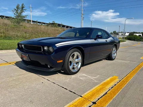 2014 Dodge Challenger SXT Plus Coupe 2D