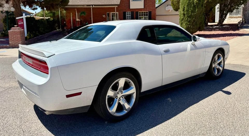 2014 Dodge Challenger 3rd Gen - Image 2 of 9