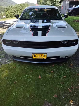 2014 Dodge Challenger SXT Plus