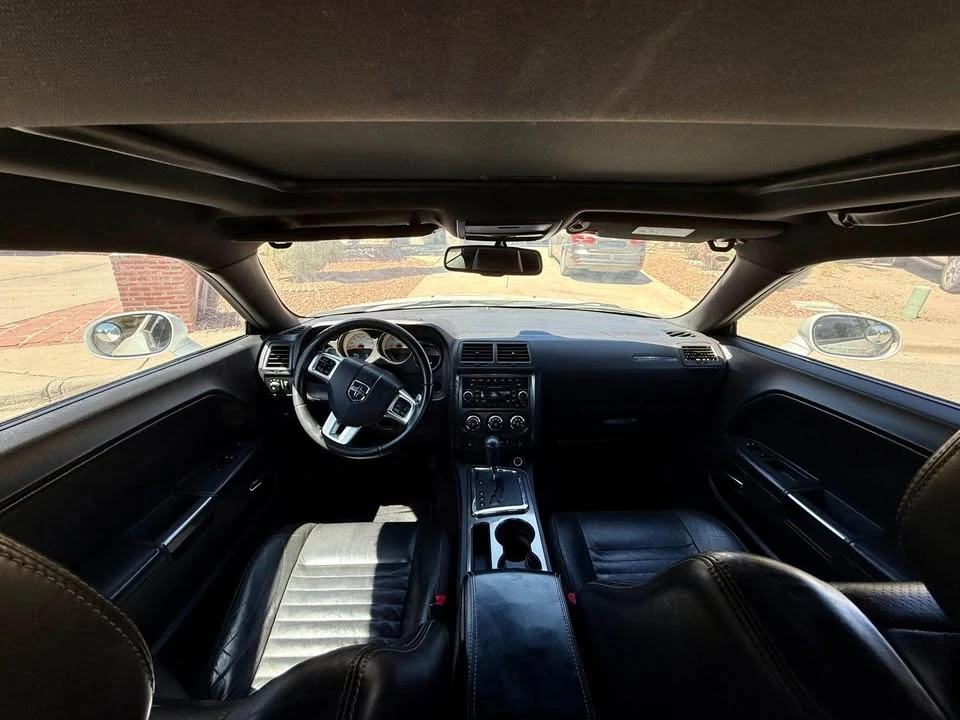2014 Dodge Challenger 3rd Gen - Image 5 of 9