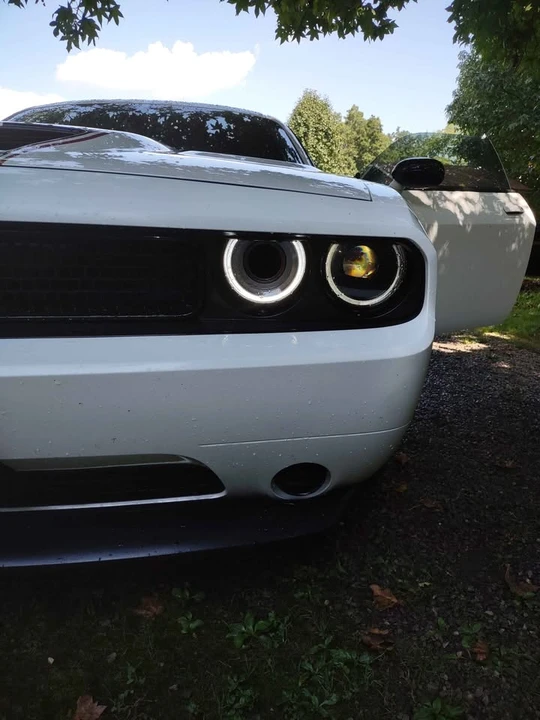2014 Dodge Challenger 3rd Gen - Image 2 of 13