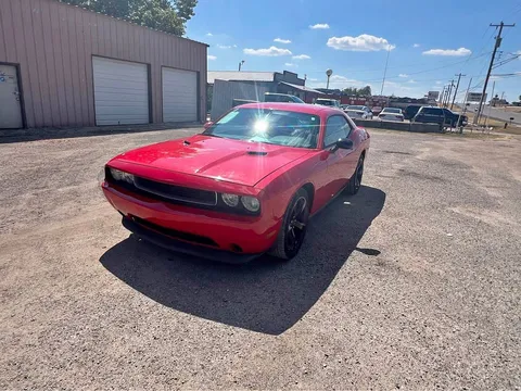 2014 Dodge Challenger SXT Plus