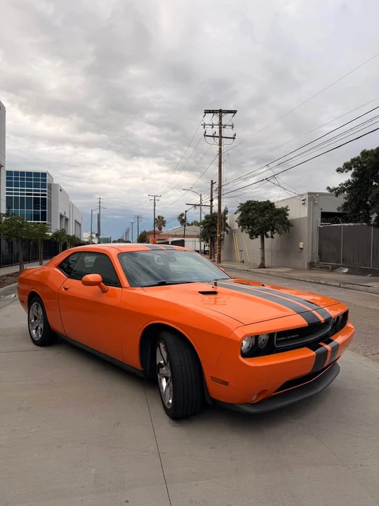 2014 Dodge Challenger 3rd Gen - Image 3 of 10