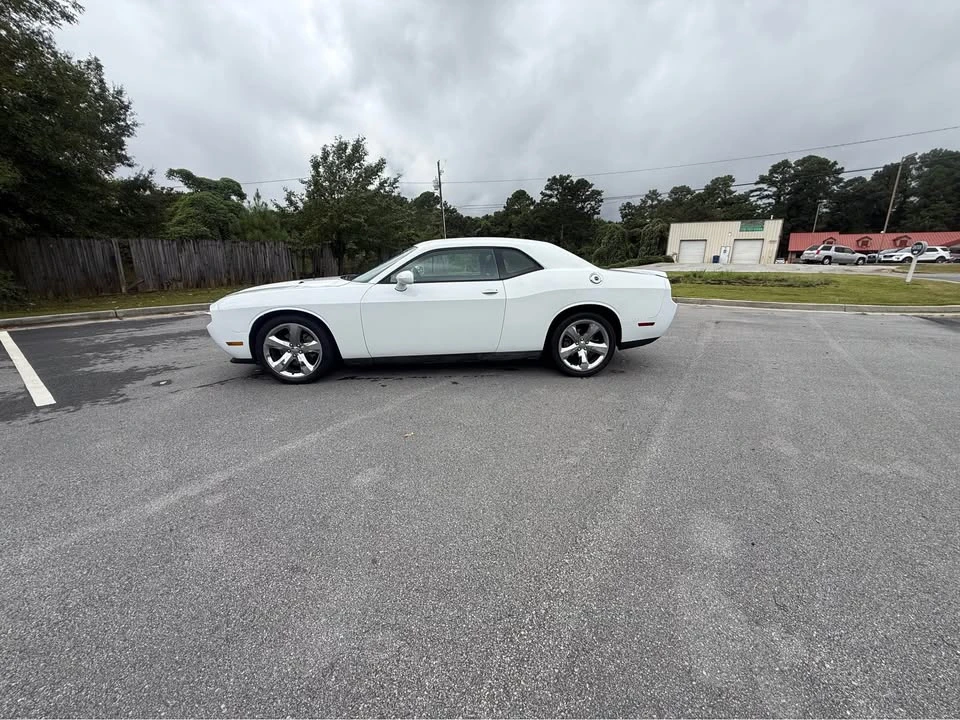 2014 Dodge Challenger 3rd Gen - Image 3 of 17