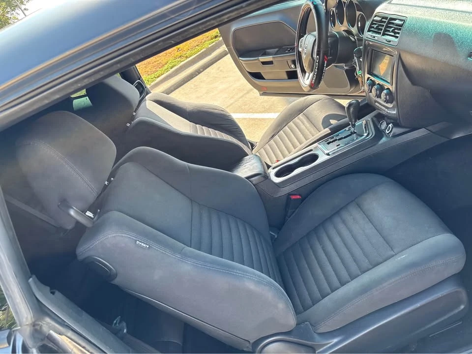 2014 Dodge Challenger 3rd Gen - Image 15 of 20