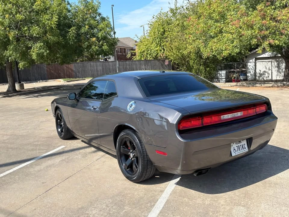 2014 Dodge Challenger 3rd Gen - Image 13 of 20