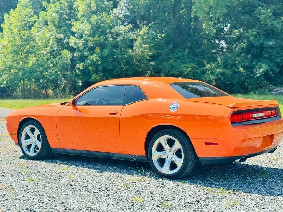 2014 Dodge Challenger 3rd Gen - Image 7 of 10