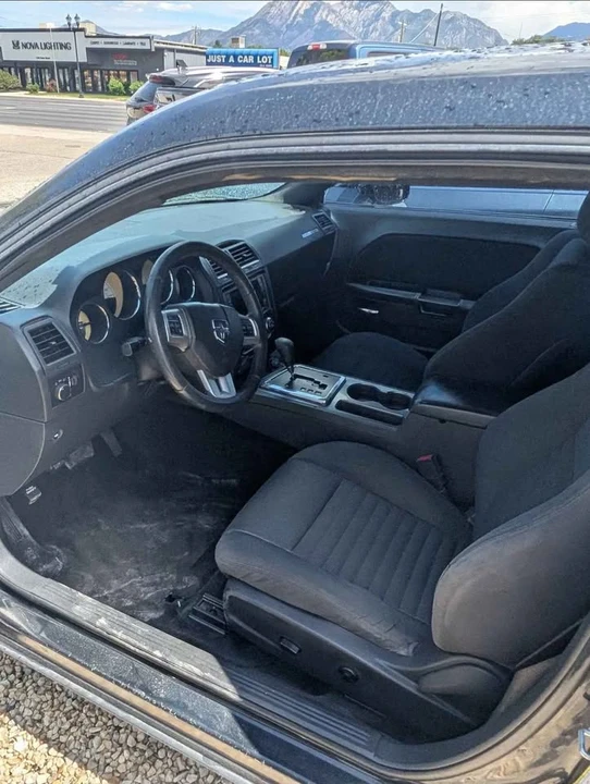 2014 Dodge Challenger 3rd Gen - Image 8 of 15