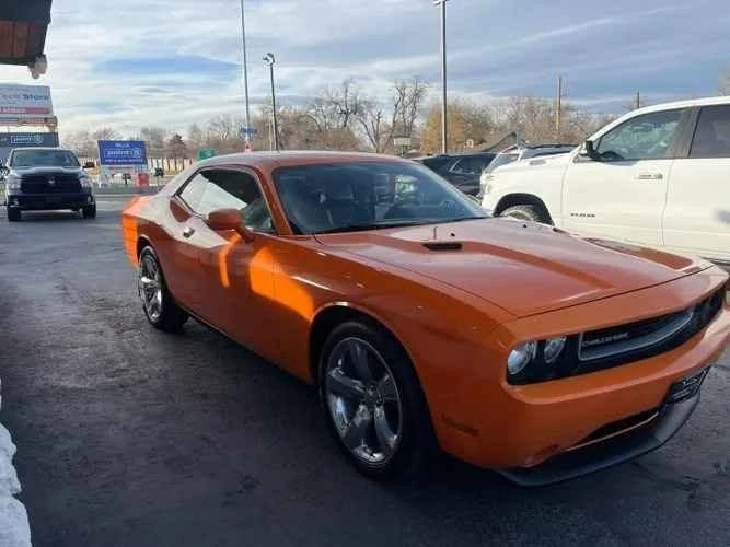 2014 Dodge Challenger 3rd Gen - Image 4 of 10
