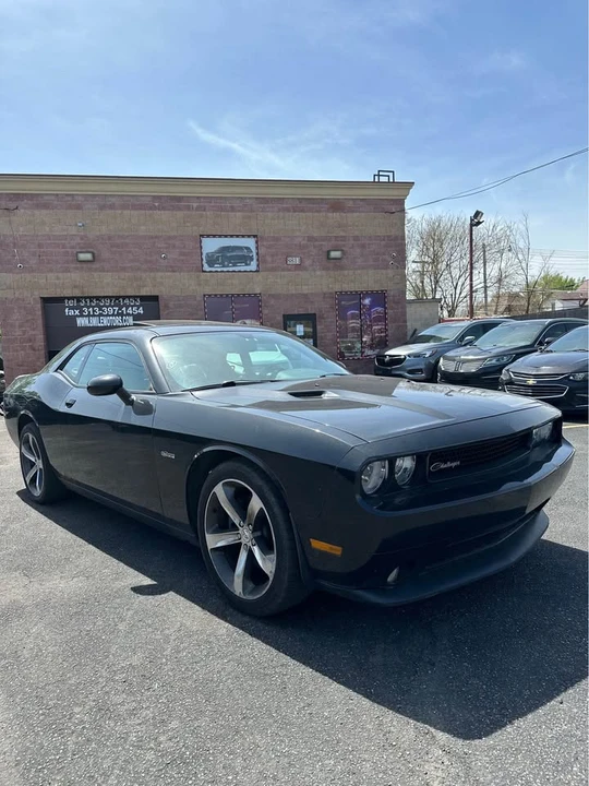 2014 Dodge Challenger 3rd Gen - Image 2 of 18