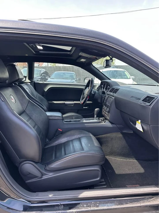 2014 Dodge Challenger 3rd Gen - Image 11 of 18