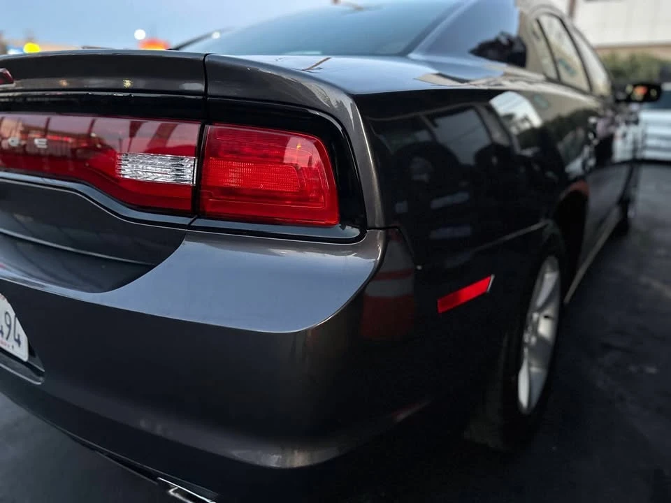 2014 Dodge Charger 7th Gen - Image 10 of 20