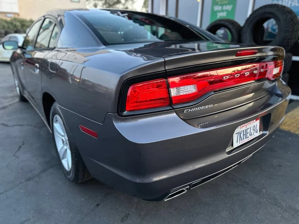 2014 Dodge Charger 7th Gen - Image 4 of 20