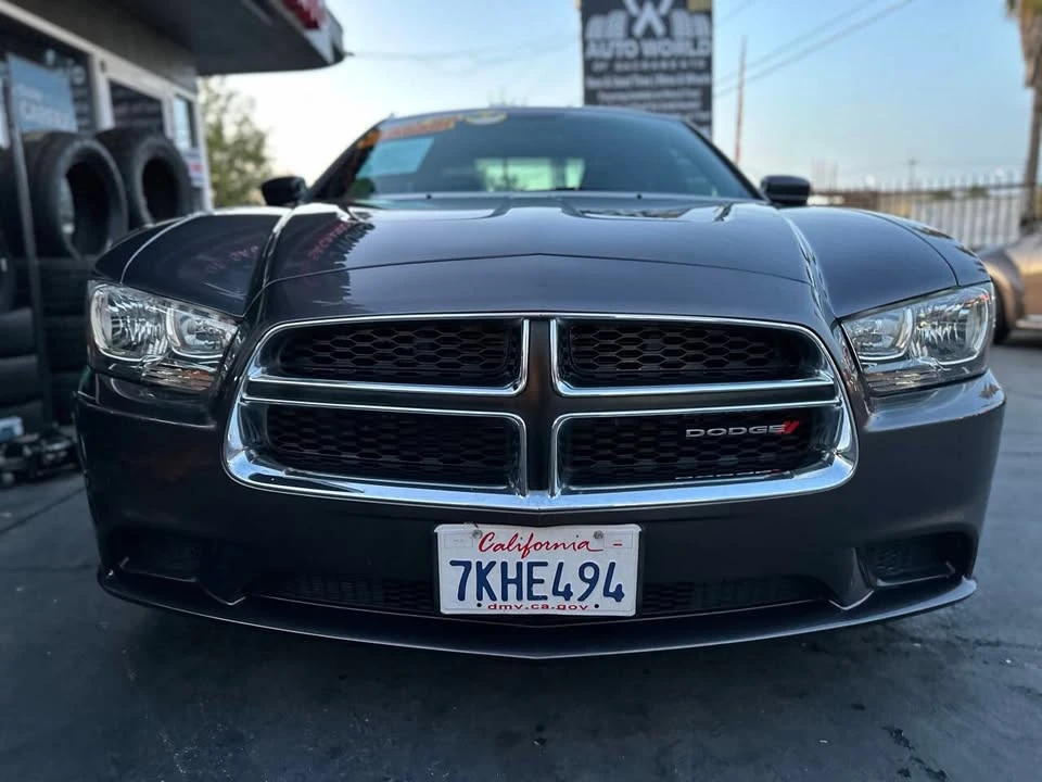 2014 Dodge Charger 7th Gen - Image 2 of 20