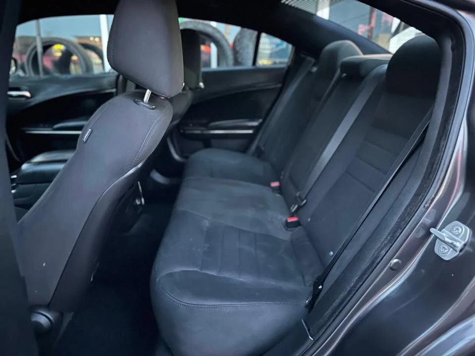 2014 Dodge Charger 7th Gen - Image 18 of 20