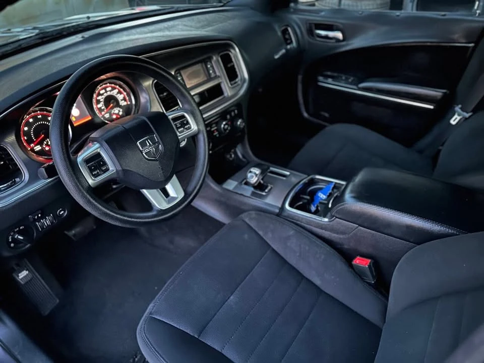 2014 Dodge Charger 7th Gen - Image 13 of 20