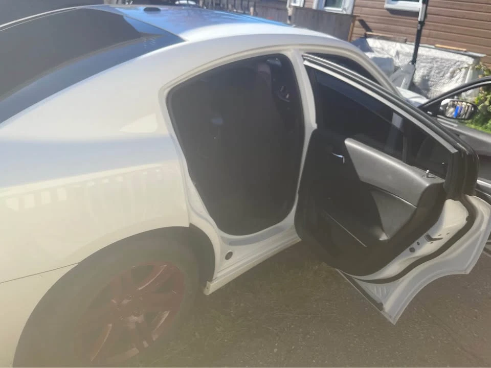2014 Dodge Charger 7th Gen - Image 13 of 19