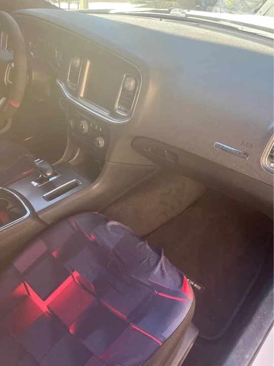 2014 Dodge Charger 7th Gen - Image 7 of 19