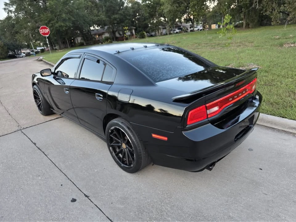 2014 Dodge Charger 7th Gen - Image 16 of 20
