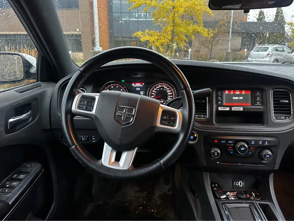 2014 Dodge Charger 7th Gen - Image 11 of 17