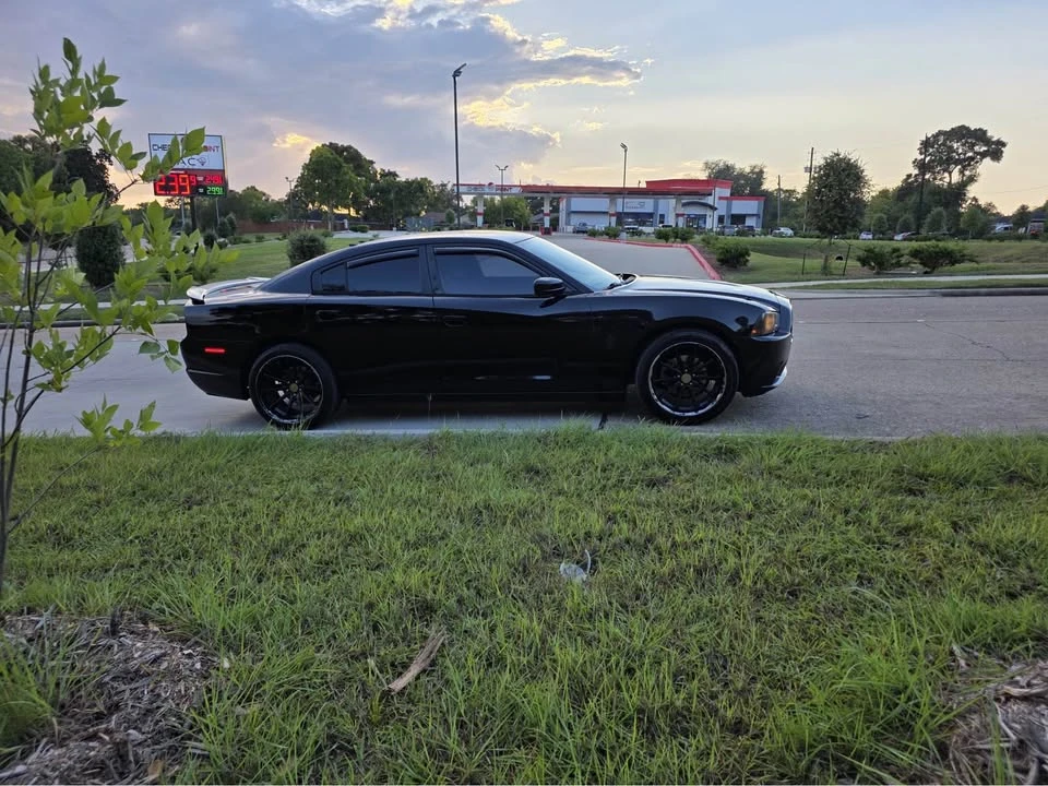 2014 Dodge Charger 7th Gen - Image 15 of 20