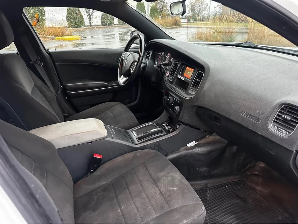2014 Dodge Charger 7th Gen - Image 13 of 17